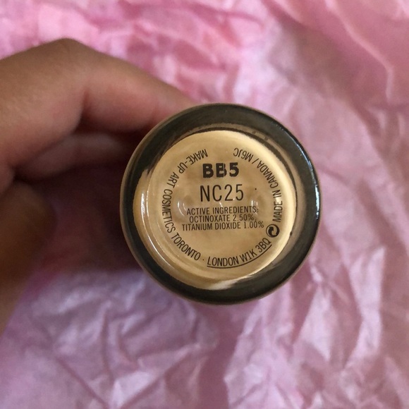 MAC Studio Fix Fluid - Picture 4 of 6